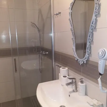 Guest house Zeravica